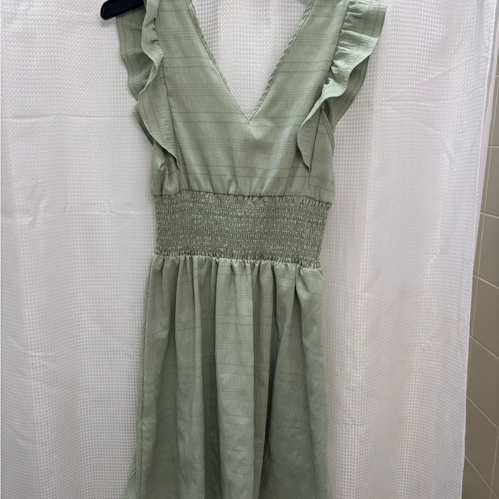Elegant Green Sleeveless Dress